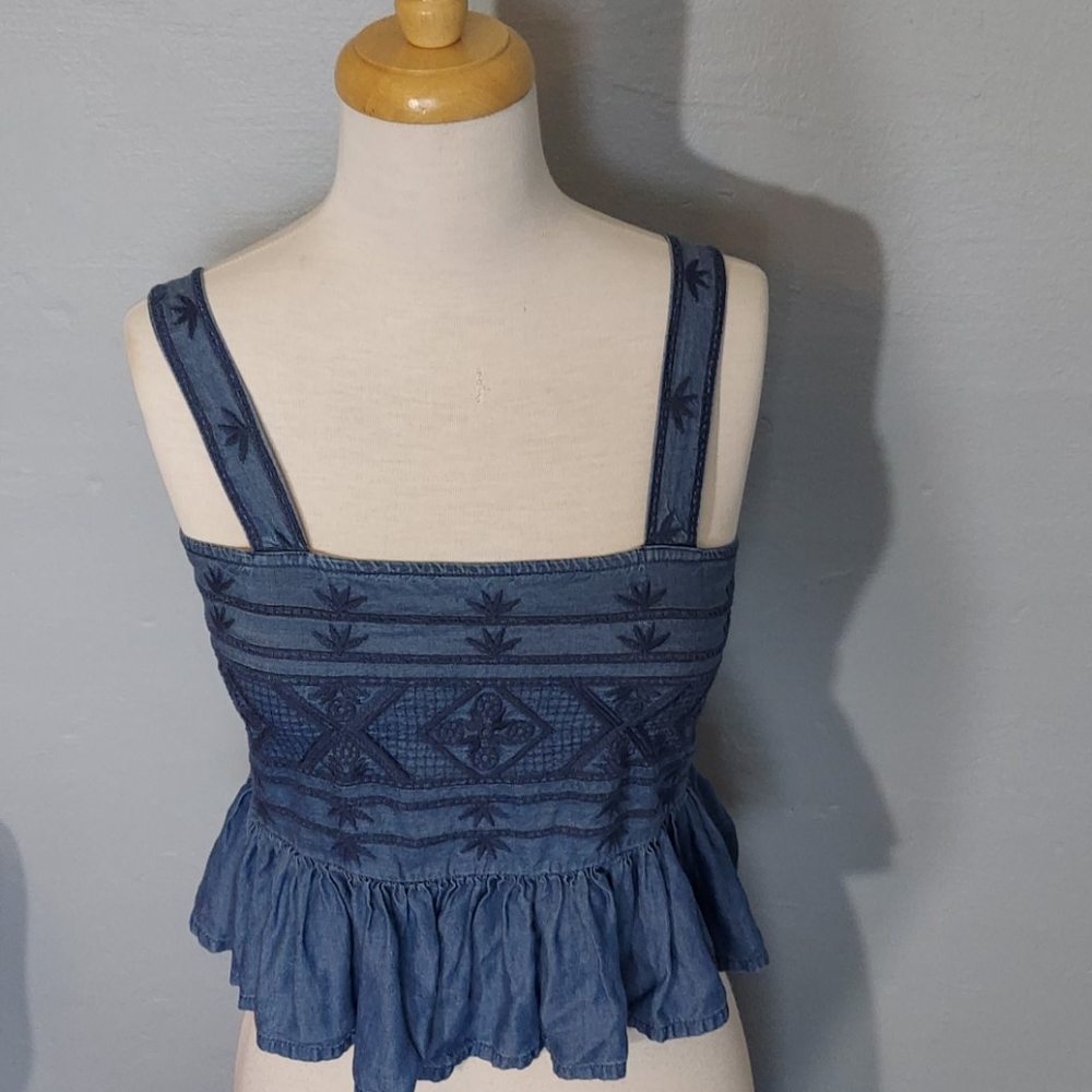 ‼️4/$20American Eagle chamb boho ruffle crop S - Picture 4 of 8
